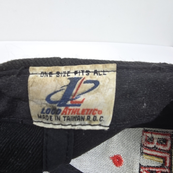 Vintage 90’s Logo Athletic Chicago Blackhawks NHL Big Spellout And Logo - Picture 6 of 11